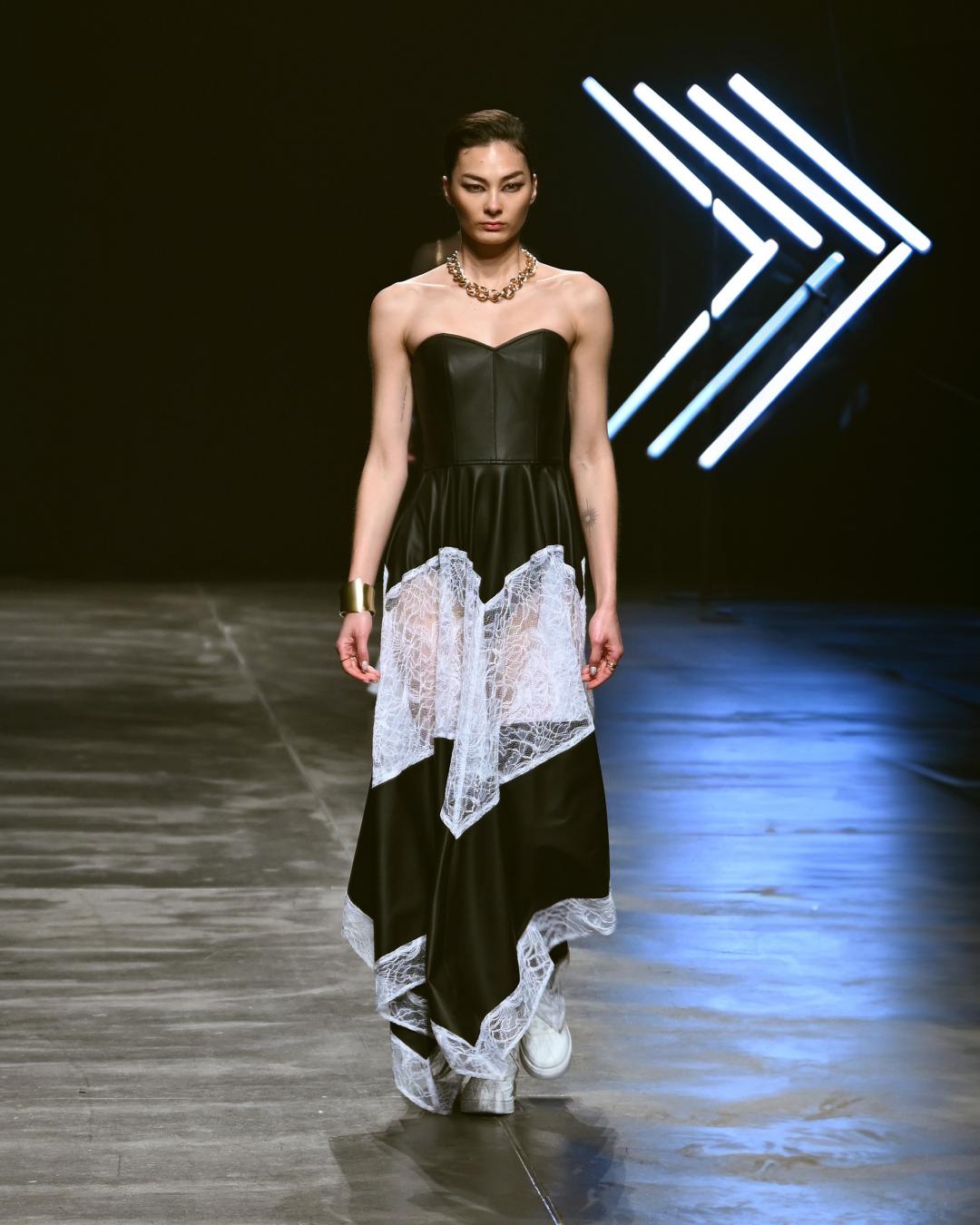 Rebekka Ruétz AW2024 at Berlin Fashion Week Look 35; Runway Photography: The Fashion Fold