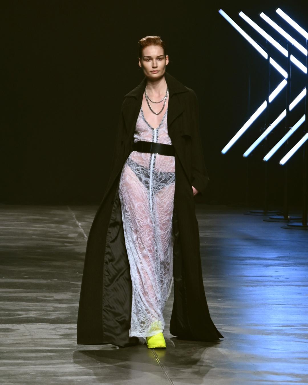 Rebekka Ruétz AW2024 at Berlin Fashion Week Look 29; Runway Photography: The Fashion Fold